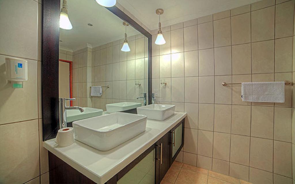 Beach Lodge Свакопмунд Номер фото